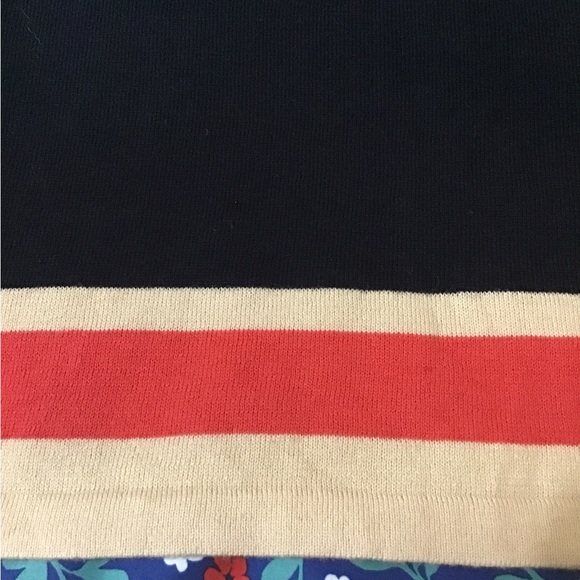 Women’s size medium Saks, fifth avenue scoop neck tank top sweater cc - Picture 5 of 8